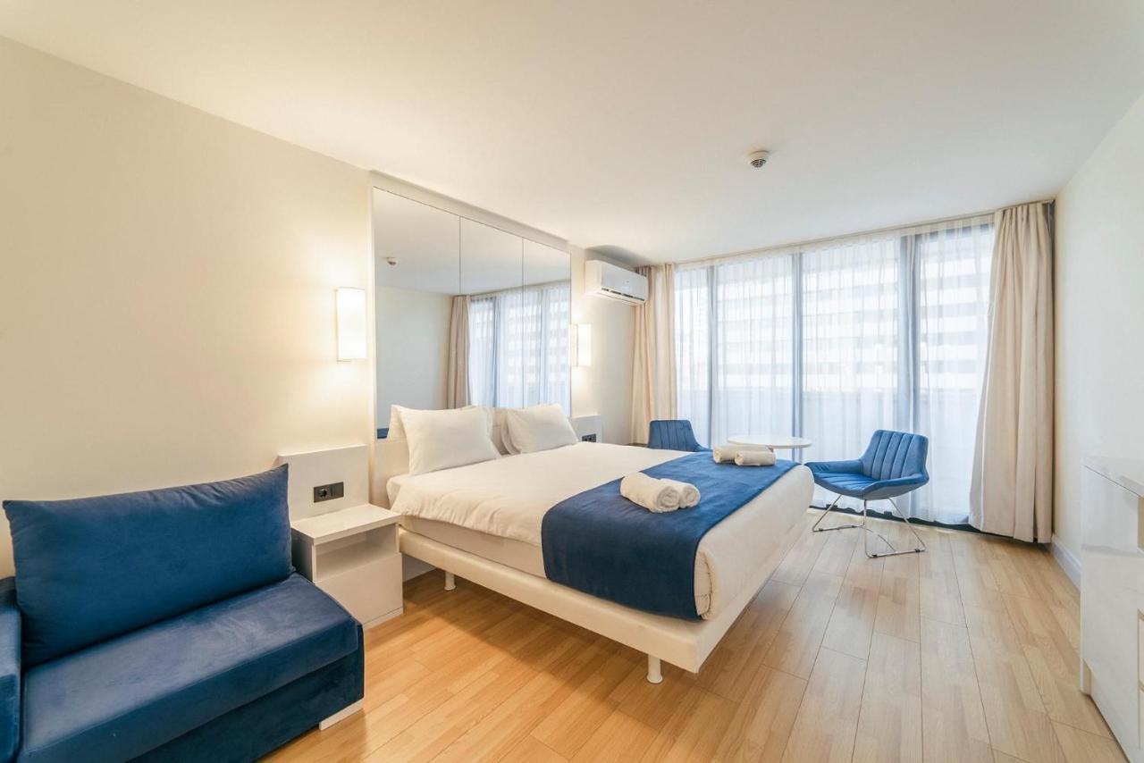 Orbi City Luxury Towers Aparthotel Batumi Esterno foto