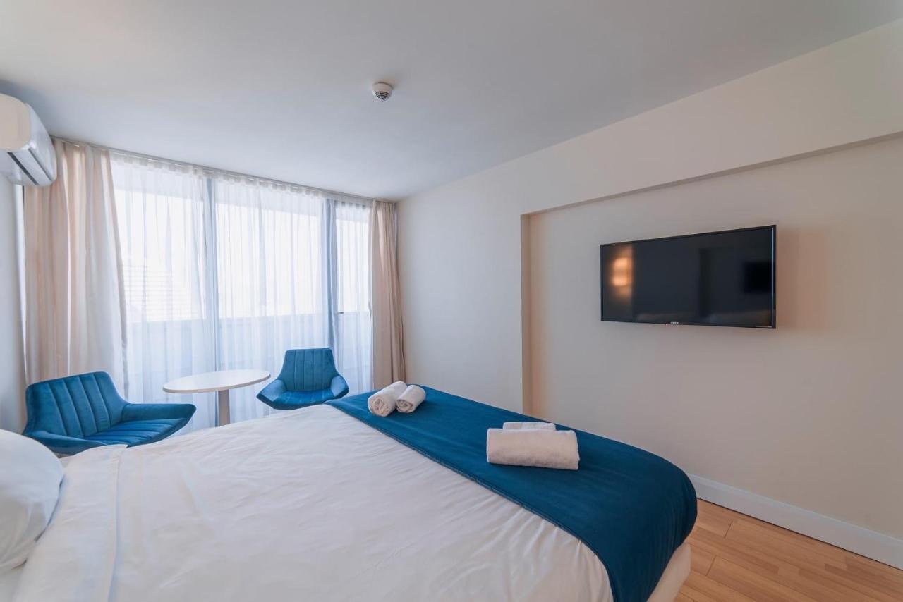 Orbi City Luxury Towers Aparthotel Batumi Esterno foto