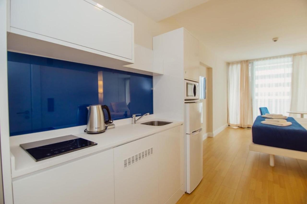 Orbi City Luxury Towers Aparthotel Batumi Esterno foto