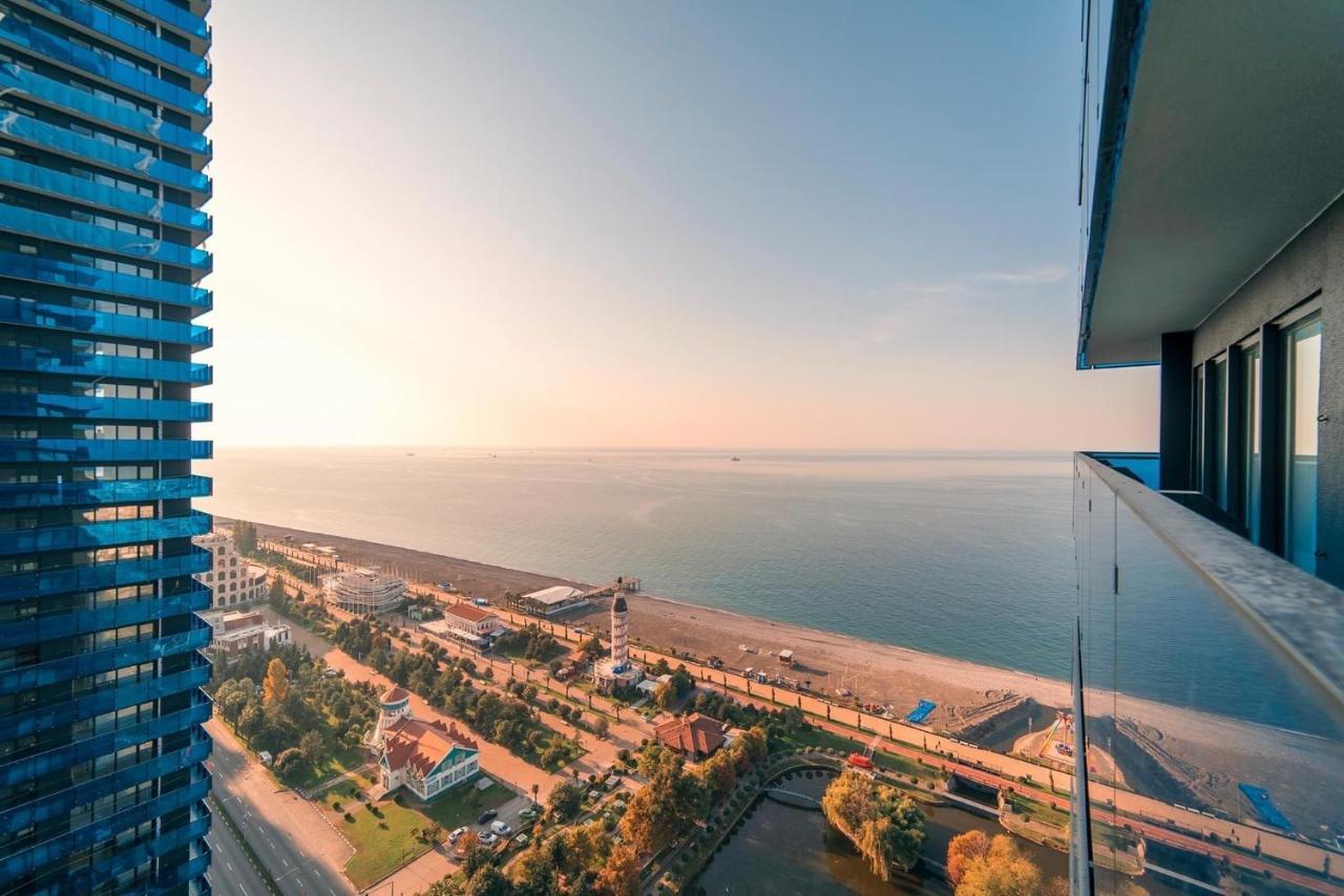Orbi City Luxury Towers Aparthotel Batumi Esterno foto